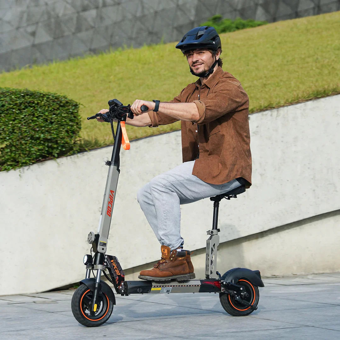 VIPCOO VS1 48V/13Ah 700W Foldable Electric Scooter