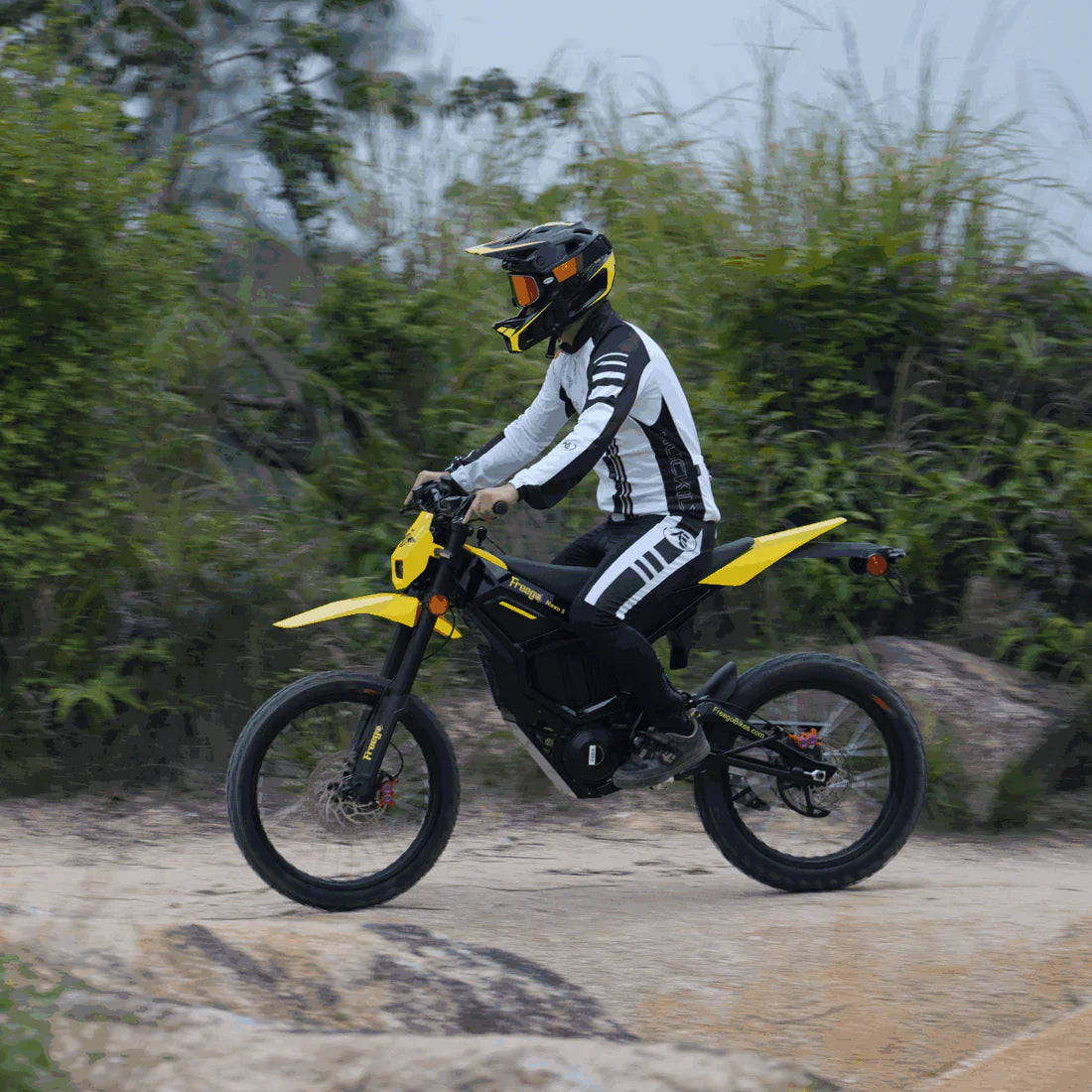 Freego Nova 5 / 5 Pro 72V/40Ah 8000W / 15000W Off-Road Electric Dirt Bike