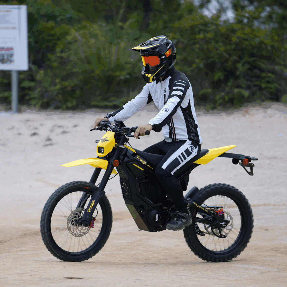 Freego Nova 5 / 5 Pro 72V/40Ah 8000W / 15000W Off-Road Electric Dirt Bike