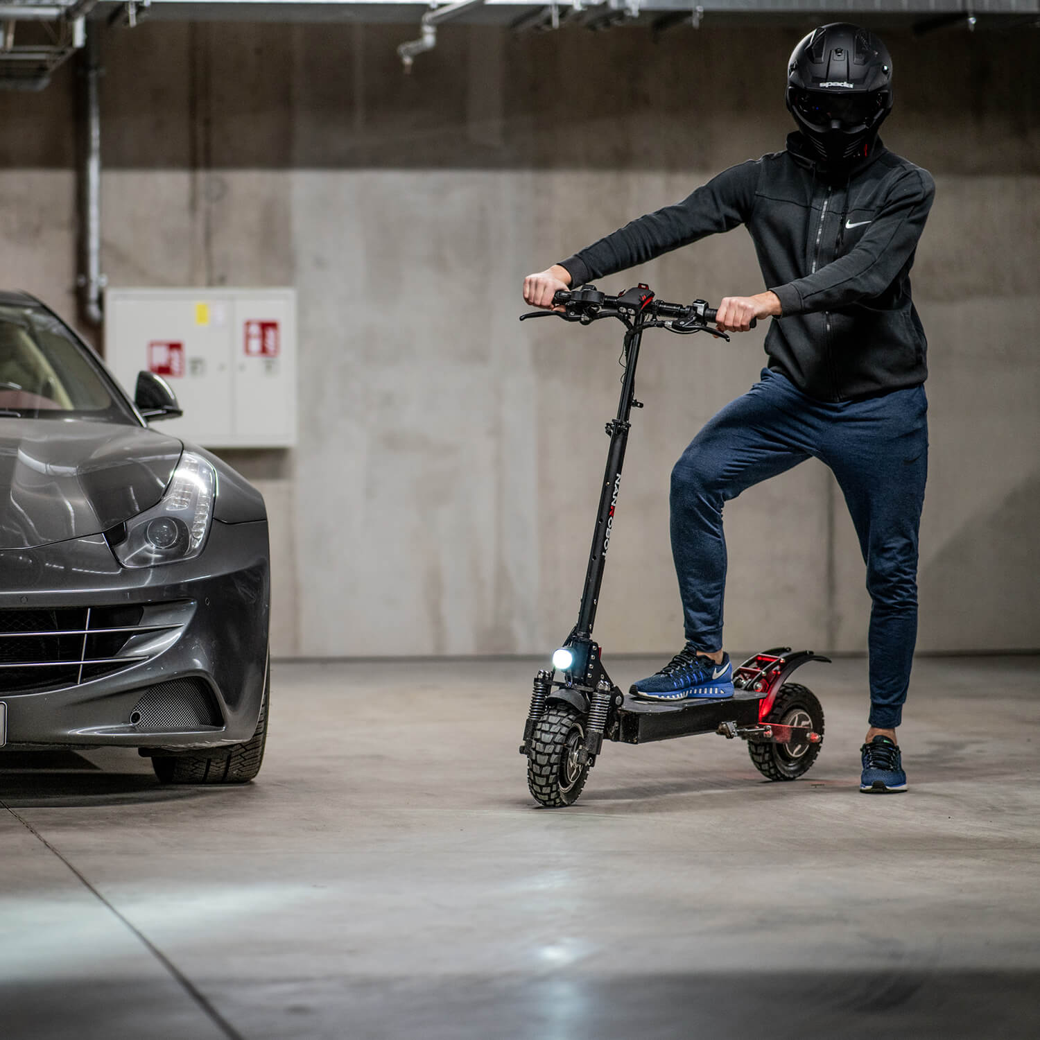 NANROBOT D4+ 2.0 52V/23Ah 2000W Electric Scooter