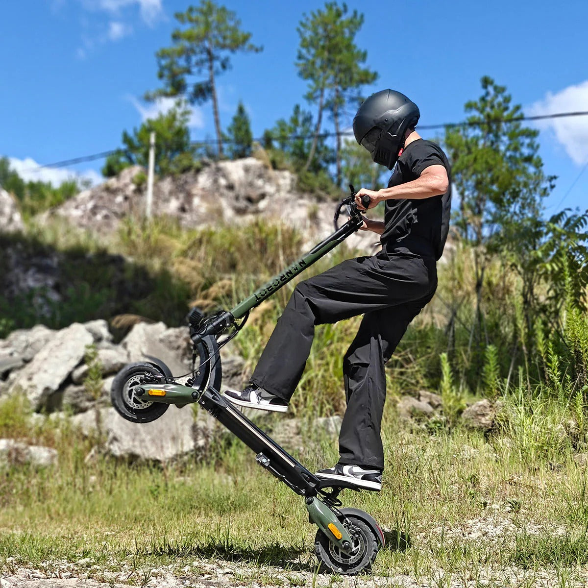 Nanrobot D6+MAX 60V/30Ah 3000W Electric Scooter