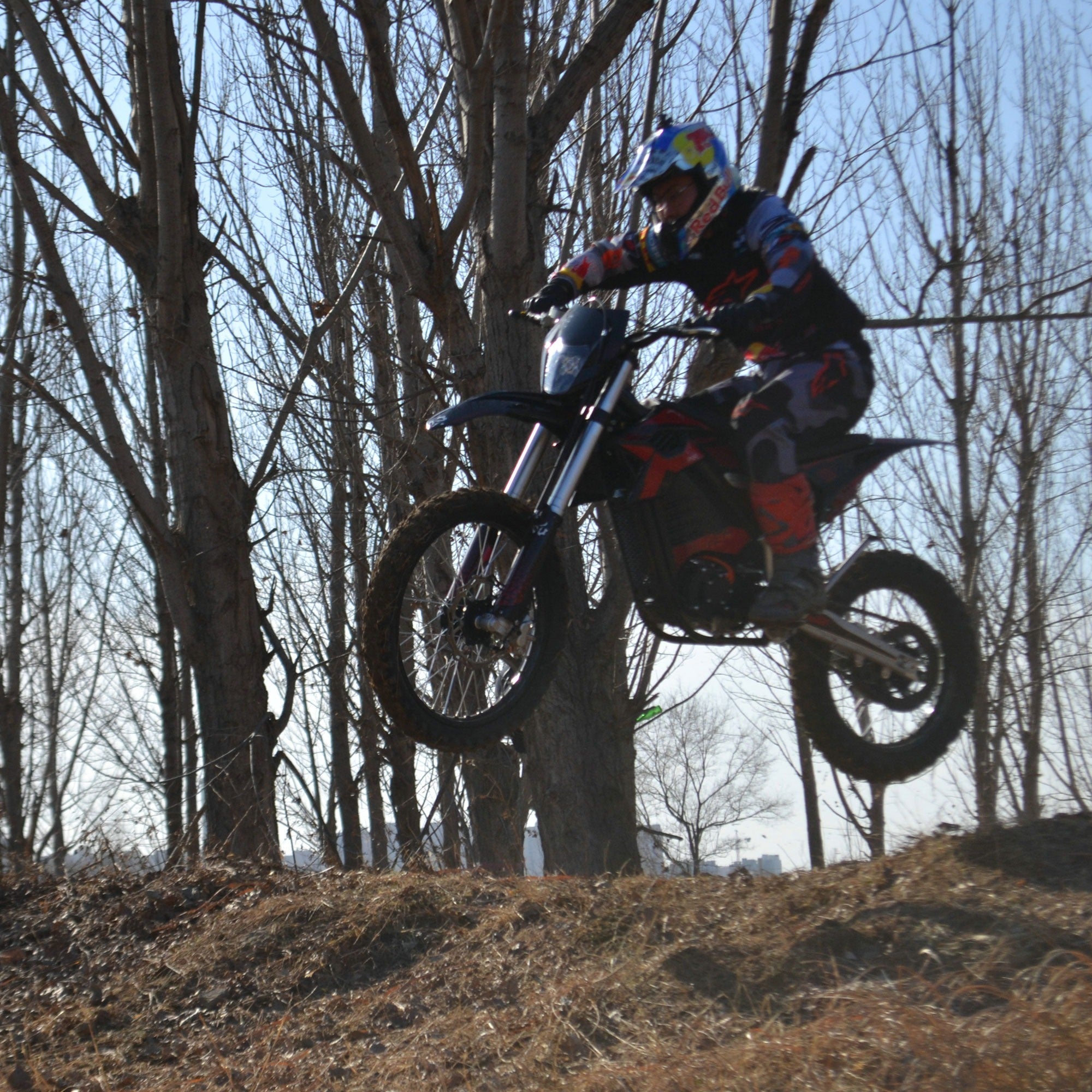 MotoTec Venom 72V/50Ah 12,000W Off-Road Electric Dirt Bike